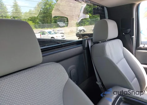 2017 Chevrolet Silverado 1500 Wt z USA, uszkodzony, nr VIN 1GCNKNEC7HZ265523